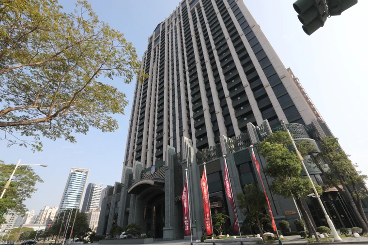 【豪宅兩樣情2】高雄豪宅戰5字頭　農16美術館新灣區比拼