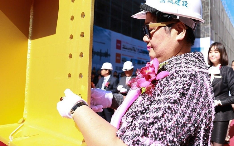 「高雄國城2020」上樑 520公開